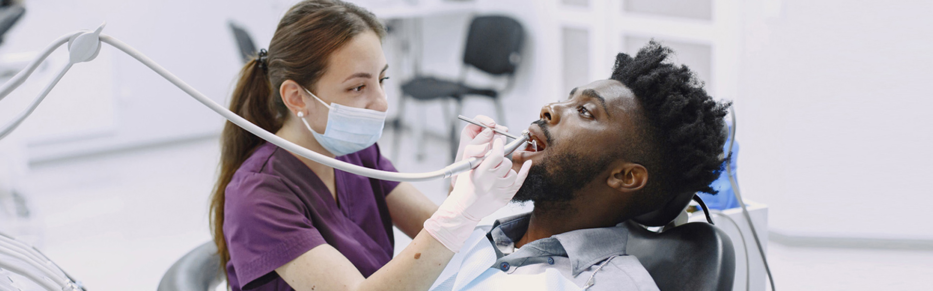 Wisdom Tooth Extraction Aftercare: When to Start Using a Straw
